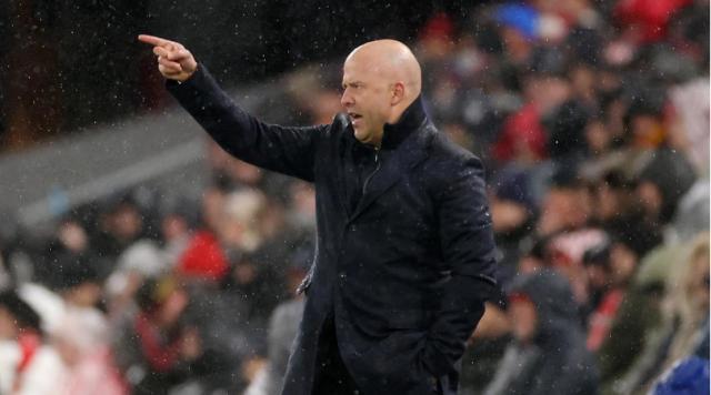 开云下载-斯洛特：阿诺德踢得不好不是因为转会传闻