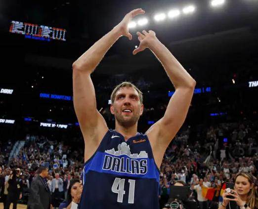 开云网页版-41号球衣明日退役 诺维茨基：感谢所有陪伴我的人